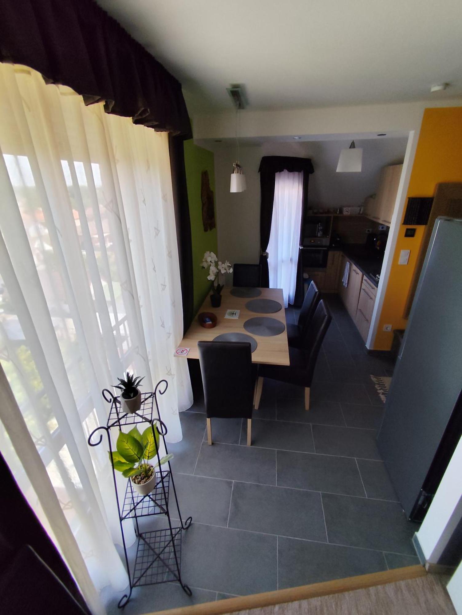 Apartment Gt Dombovar